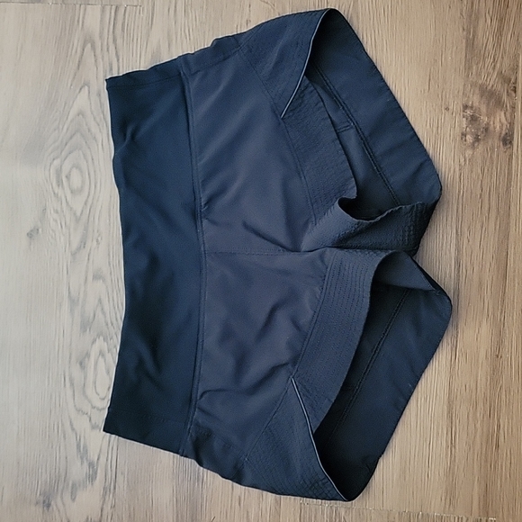 lululemon athletica Pants - Lululemon Motionful Short 3"